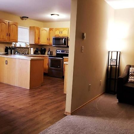 *Amenity-Filled Waterfront Oasis @Saw Creek Estates Near Waterfalls And Hiking* East Stroudsburg Exteriör bild